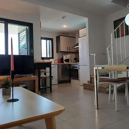 Amplio Duplex En La Playa Con Piscina Apartment