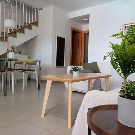 Apartment Amplio Duplex En La Playa Con Piscina Almarda